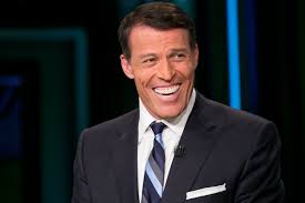 Tony Robbins says investing in bitcoin is like 'going to Vegas'