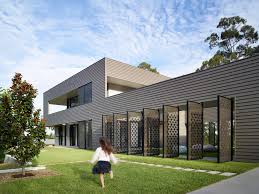 Jos haluat nähdä kuvia ja videoita, jotka katoavat 24 tunnin jälkeen, sinun tulee rekisteröityä. Bird House Jamison Architects Archdaily