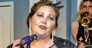 Sharon Ponte's Instagram, Twitter & Facebook