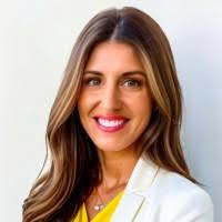 Alexandria Nolan's Instagram, Twitter & Facebook