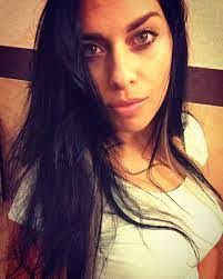 Carmen Granucci's Instagram, Twitter & Facebook