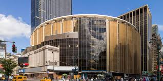 Holiday inn express madison is just minutes from the dane county regional airport, east towne mall, downtown madison, university of wisconsin, kohl center, camp randall and alliant energy center. Midtown Hotels Near Madison Square Garden Holiday Inn Express Nyc Chelsea