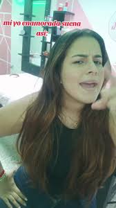 cuando le recuerdo las razones para enamorarse de mi : #karolg  #bichotaseason #bichotatour