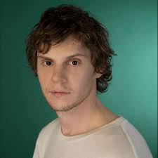 Evan Peters