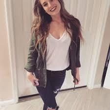 Sydney Hahn (@sydhahn)