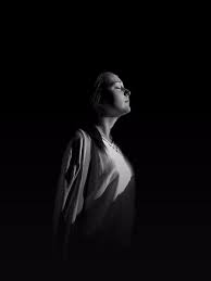 Fashion Photography Lowkey Photographers Photographyislife Girl Light Lighting Photooftheday Black Blacka Dark Portrait Portrait Low Key Photography