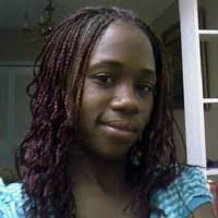 Elisa Rogers's Instagram, Twitter & Facebook