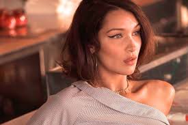 Isabella khair hadid is an american model, signed to img models in 2014. Bella Hadid Expresses Love For Palestine In Birthday Wishes To Father Middle East Monitor