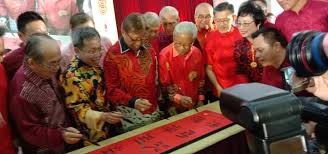 Jangan menyesali hari kemarin yang telah berlalu, jangan khawatirkan masa depan yang belum pasti. Sambutan Tahun Baru Cina Supp Meriah Dayakdaily