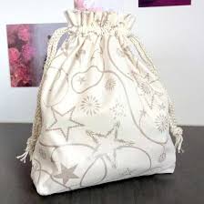 Pour Noel Emballez Malin Emballez 0 Dechet Sac Cadeau Noel Couture Emballage Cadeaux De Noel Cadeaux En Tissu