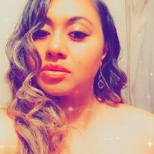 Lorraine Schuster's Instagram, Twitter & Facebook