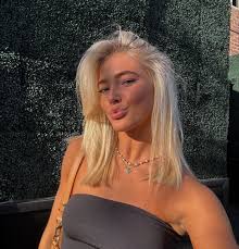 Rylee Arnold - Free pics, galleries & more at Babepedia