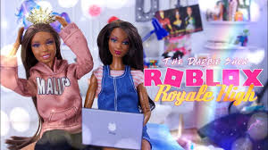 Roblox uma inscrita no jogo escape da barbie obby. The Darbie Show Roblox Royale High Acessorios Da Barbie Barbie Mini