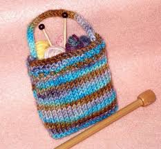 This shopping tote is simple to knit and is designed with new knitters in mind. Golden Bird Knits Miniature Knitting Bag Pattern
