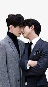 Actors gong yoo, lee dong wook and kim go eun are reported to be the main casts for the drama. Gong Yoo X Lee Dong Wook Lee Dong Wook Gong Yoo Goblin Korean Drama
