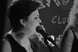 Fanny Castro (Coros)