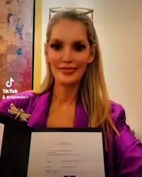 Ya viene la Edición Número 4 de El Premio " Patria " creación e idea  original de @theoneexclusiveagency , Más de 10 años Reconociendo a los  Hombres y Mujeres de alto valor en México y el mundo