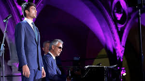 Andrea bocelli — hallelujah 04:34. Star Tenor Andrea Bocelli Warum Er Sich Um Seinen Sohn Sorgen Macht Musik Bild De