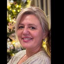 Нужен совет коллектива: Сосед-индус отказывается менять старый забор  граничащий с нашим участком. Все соседи согласились