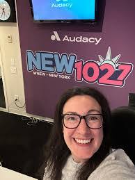 Cara Schultz's Instagram, Twitter & Facebook