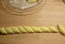 Blog Archive Kopytka Polnische Kartoffelnudeln Polnische Rezepte Pierogi Rezept Polnische Gerichte