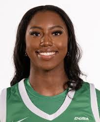 Jada Moore's Instagram, Twitter & Facebook