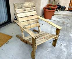 In this video we show how we step by step build a outdoor rocking chair from old pallets. 17 Pallet Chair Plans To Diy For Your Home At No Cost Diy Crafts