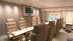 Everything needs to be perfect for the president, from perfectly made beds that can fold out in to sofas, to clean towels, and fresh food which is brought to the president whenever he feels like a snack. Photos Take A Look Inside The President S Personal Plane Air Force One Abc7 San Francisco
