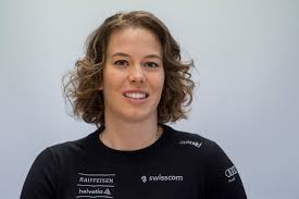 The leadership magazine and the recognition website are updated at the end of each quarter. Skirennfahrerin Michelle Gisin Wer Lust Hat Kann Uns Folgen Und Videos Schicken Nzz Am Sonntag