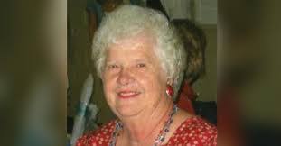 Anne Comer's Instagram, Twitter & Facebook