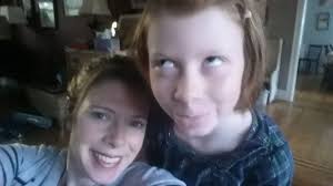 Will someone please do a Thanksgiving back drop for my girl ty