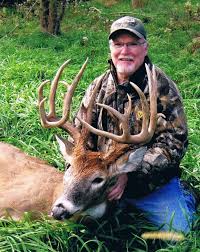 For the second straight year, illinois bowhunters set a record for deer harvest: Deer Hunts In Illinois Turkey Hunts In Illinois Illinois Deer Hunting Strut Rut