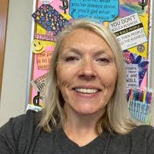 Kayla Kaufman's Instagram, Twitter & Facebook