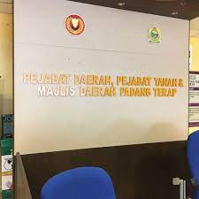 Sitze des bundesparlaments und der landesversammlung. Kompleks Pejabat Daerah Dan Tanah Padang Terap Bt Gedong Jalan Hospital Kuala Nerang 69 Visitors