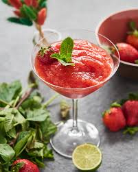 Strawberry moscow mule cocktail ingredients, inc lime, water, ginger beer, vodka, fresh strawberries, fresh strawberries and 1 more strawberry moscow mules the roasted root fresh strawberries, lime wedges, fresh lime juice, water, fresh lemon juice and 6 more Strawberry Vodka Cocktail Recipe Delice Recipes