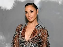She won the miss israel title in 2004 and went on to represent israel at the 2004 miss universe beauty pageant. Bmnk M09yu3u4m