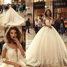 Dann finde mit unseren modespielen auf unterhaltsame weise deinen stil! Grosshandel Vintage Prinzessin Hochzeitskleid Halbhulse Illusion Ball Kleid Retro Design Brautkleider Sweep Trail Custom Made Plus Grosse Von In Love 100 15 Auf De Dhgate Com Dhgate