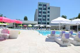 Hotel amiral mamaia, date contact hotel amiral, cazare mamaia hoteluri, prezentare completa hotel amiral mamaia, poze amiral mamaia, hotel despre hotel amiral mamaia. Hotel Amiral Mamaia
