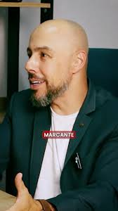 Como transformar um atendimento comum em uma experiência marcante para o  seu cliente?, Sorriso 😀 e Escuta Ativa👂🏽, Experimente e depois me conta  como foi usar essas duas estratégias com seus clientes!