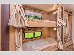 Class a bunk model motorhomes are a commendable option for any family. 5 Awesome Class C Rvs With Bunk Beds Rvblogger