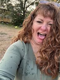 Raising rabbits: dealing with excited pet behavior