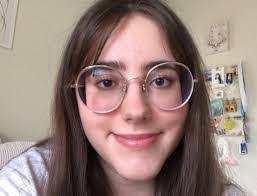 Ayesha Moten's Instagram, Twitter & Facebook