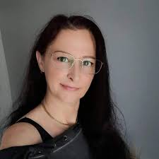 Claire Trim (@claireltrim) • Threads, Say more