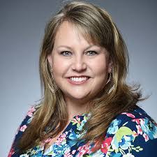 Candi Shaw's Instagram, Twitter & Facebook