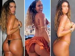 Booty-Ful Shots Of Sommer Ray