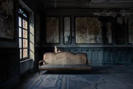 Grinzane cavour si trova a 6 chilometri da alba, sulla strada verso barolo e monforte. Viaggio All Interno Del Castello Di Marene Meraviglia Neogotica Che Sara Venduta All Asta Cuneo24