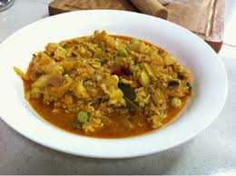 Resep gulai cincang menggunakan daging cincang sebagai bahan utamanya, biasanya bagian. Masak Makan Puri Bersama Kari Ayam Cincang