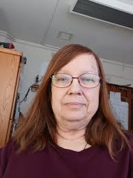 Mona Richards's Instagram, Twitter & Facebook