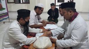 Namun, zakat fitrah pada ramadan 2020 dianjurkan untuk segera ditunaikan mengingat pandemi virus corona membuat kondisi perekonomian banyak keluarga serba terbatas. Ini Kadar Zakat Fitrah Di Kabupaten Kapuas Multimedia Center Provinsi Kalimantan Tengah