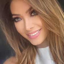 Manuel Velasco Coello added a new...